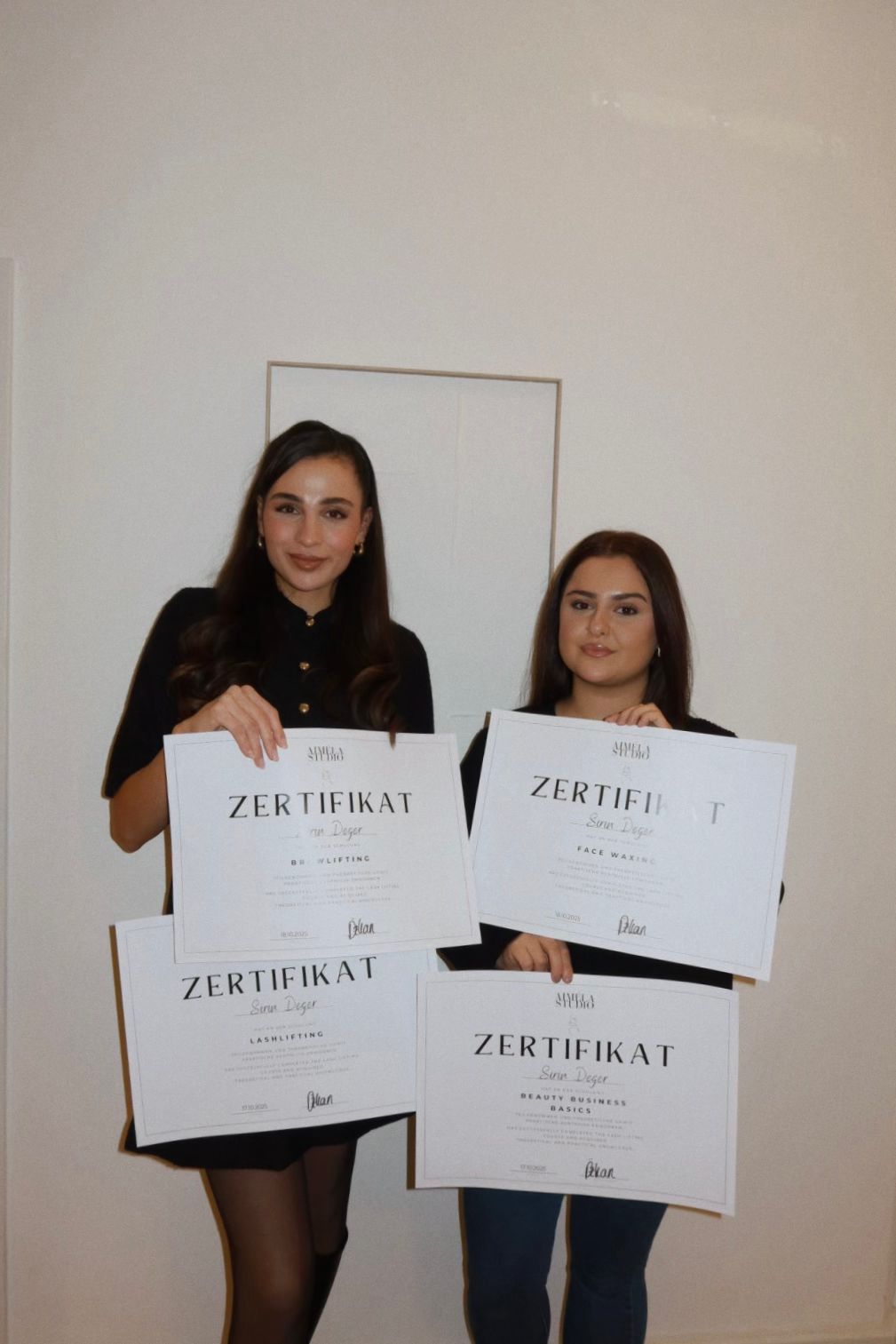 WhatsApp Image 2025-12-07 at 21.01.17